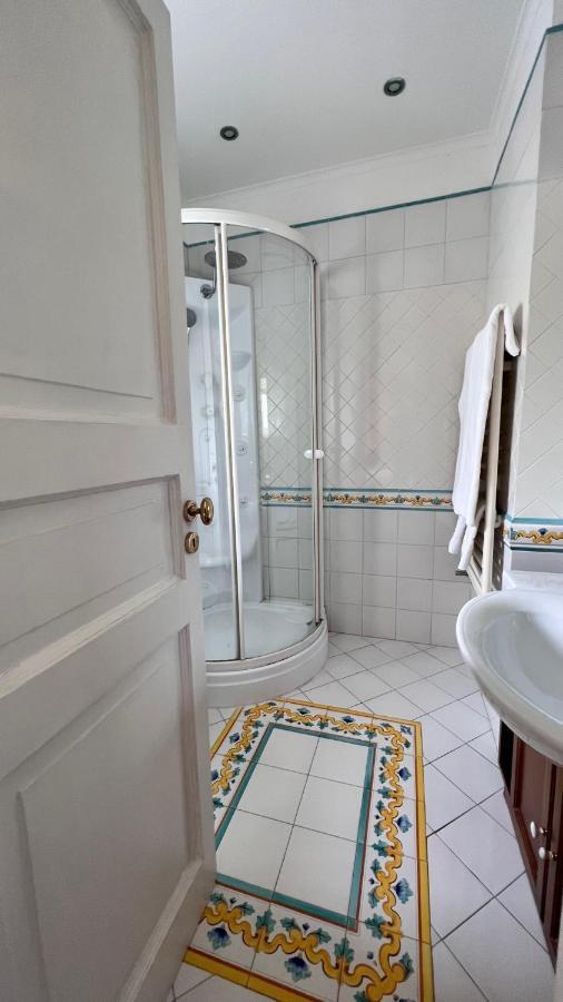 Calabritto Suite Napoli Eksteriør bilde